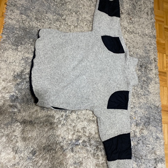 Vintage puma fuzzy sweater - Picture 3 of 4